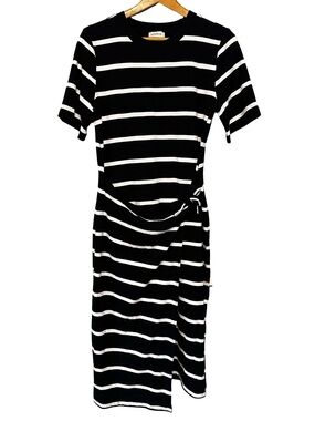 EVEREVE Anna Twist Dress Size Large NWT Black White Stripe Tshirt MIDI Faux Wrap